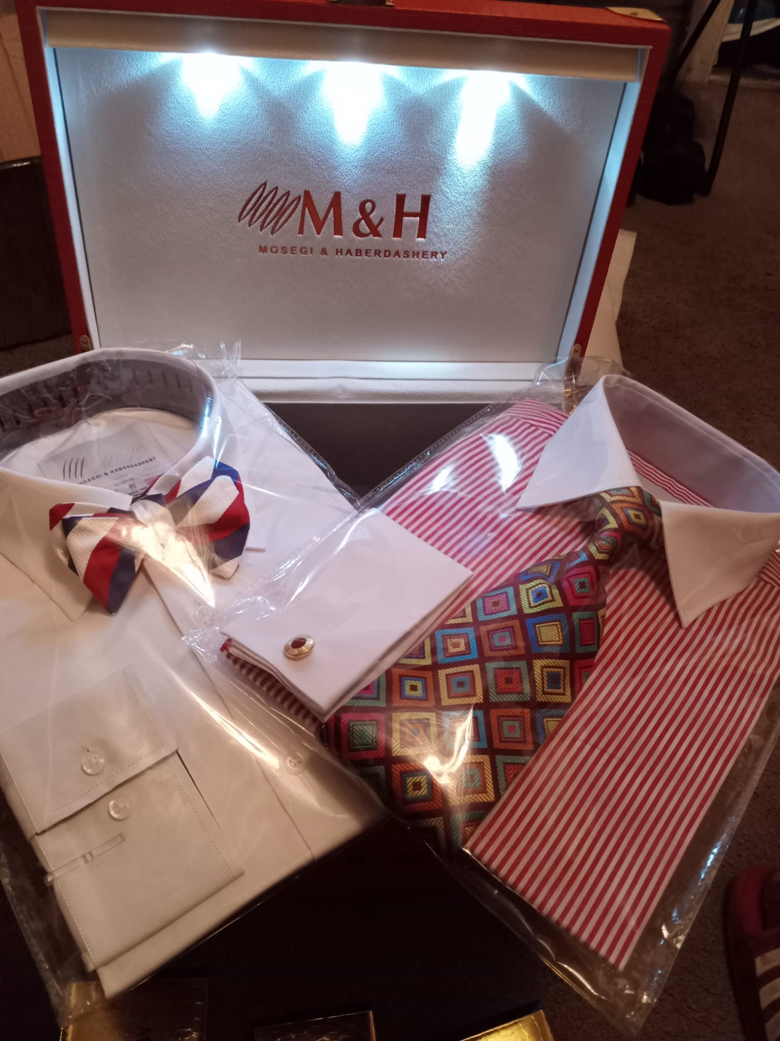 M&H Full Sample Suitcase